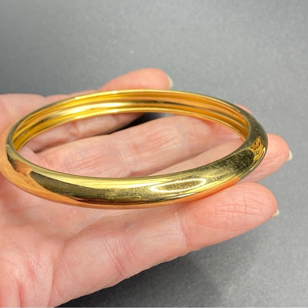 NAPIER Gold Tone Bangle Shiny Bright - Picture 4 of 8